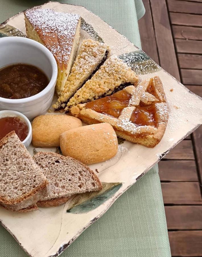 אניירי Locanda Del Viandante B&B מראה חיצוני תמונה