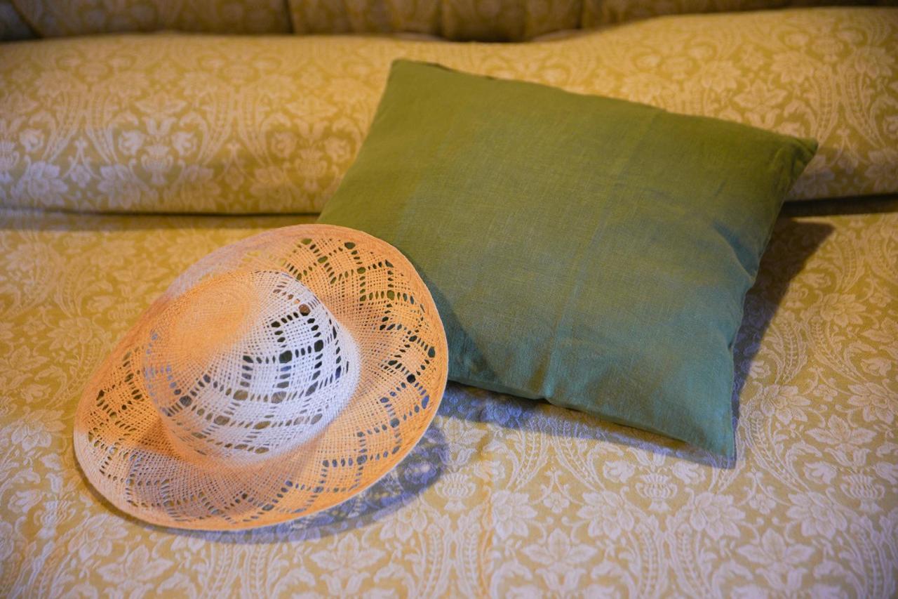 אניירי Locanda Del Viandante B&B מראה חיצוני תמונה