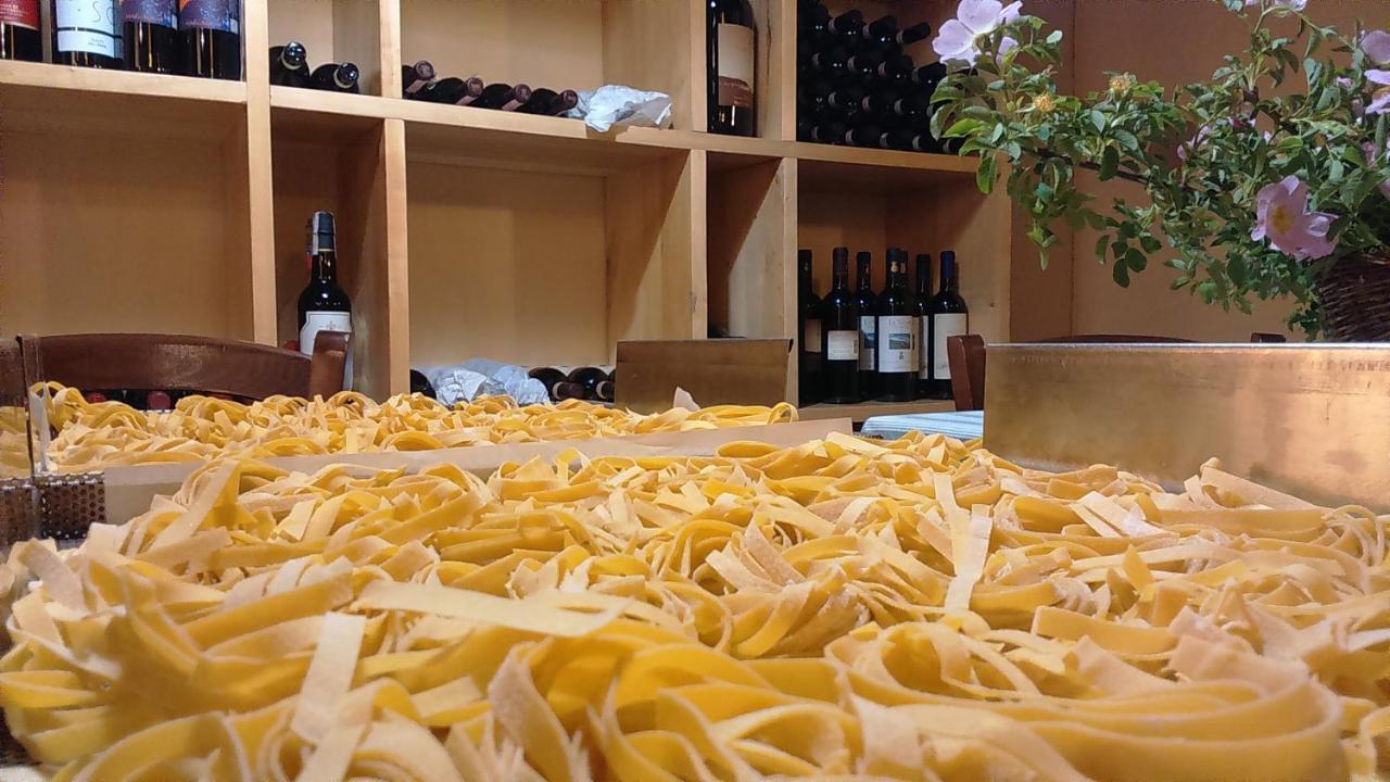 אניירי Locanda Del Viandante B&B מראה חיצוני תמונה